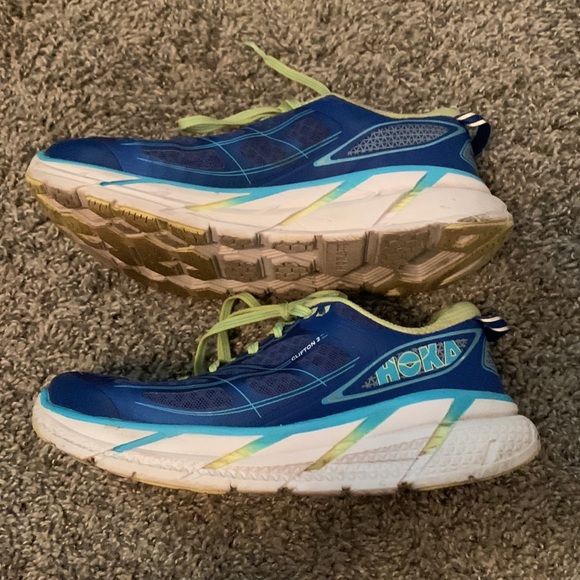 EUC Women’s size 7.5 HOKA ONE ONE Orhtolite Clifton 2 athletic shoes. - Picture 5 of 9
